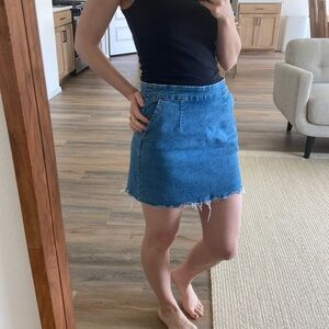 Forever21 denim mini skirt with pockets 🩵